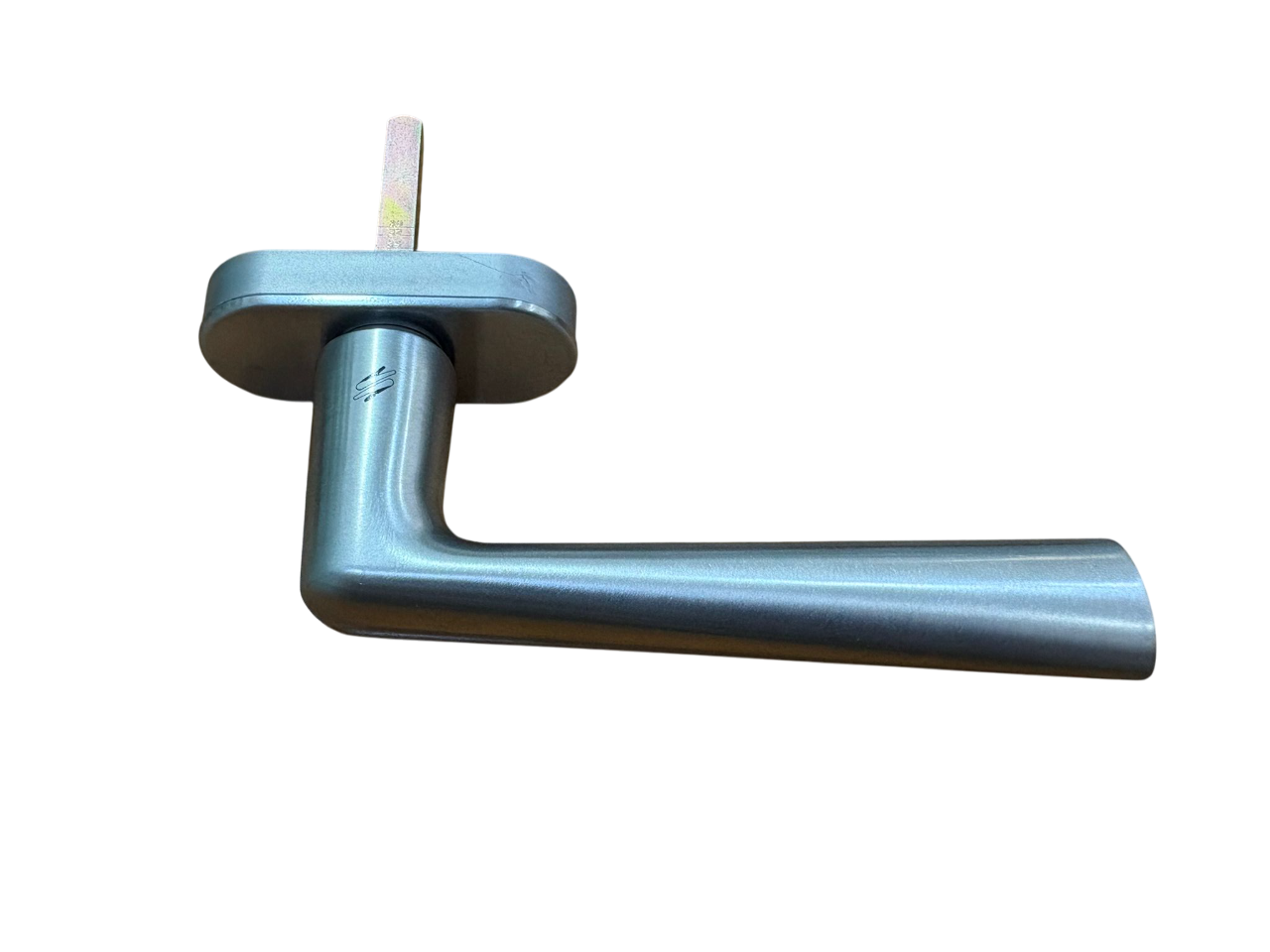 COLOMBO Maniglia per finestra Colombo Design modello CD92CR serie ROBOTRE finitura CROMO SATINATO, Altezza di 143 mm., larghezza di 32 mm. e profondità di 64 mm., progettata per sistemi DK (vasistas e anta-ribalta).