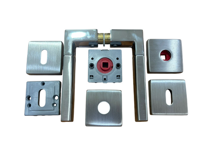 TROPEX RHODOS - DOPPIA MANIGLIA CON ROSETTA 50x50 mm. BOCCHETTA PATENT COLORE INOX SATINATO LUCIDO