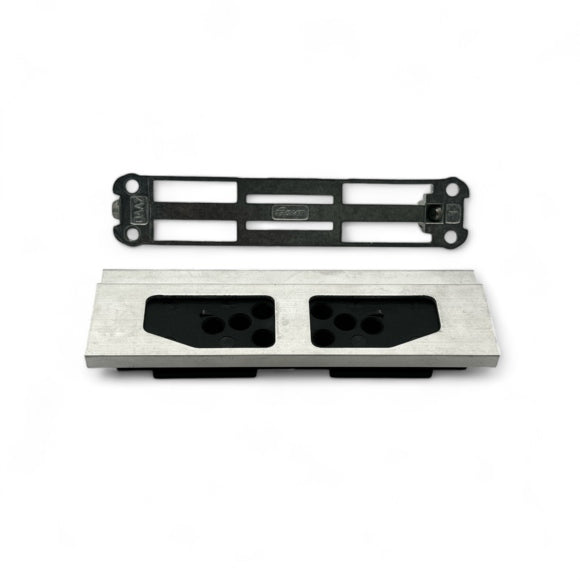 FAPIM Kit di fissaggio per cremonesi Ramses - Corpo in alluminio estruso, con scorrevoli in nylon nero caricato con fibre di vetro dotati di attacchi verticali per le aste di chiusura e attacchi trasversali per perni di chiusura 	12 × 2 × 4 cm