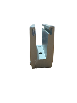 MASTER SUPPORTO A PINZA PER VETRO INCLINATO 30° DESTRO - FINITURA IN ALLUMINIO ESTRUSO COLORE ARGENTO