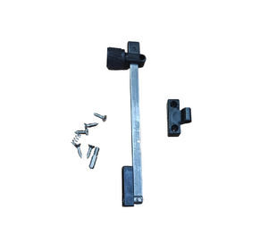 Savio Braccio regolatore d’ apertura in nylon e acciaio inox 430, incluse 4 viti TS Ø 4,2 mm. × 16 mm. in acciaio inox 304. Colore nero.